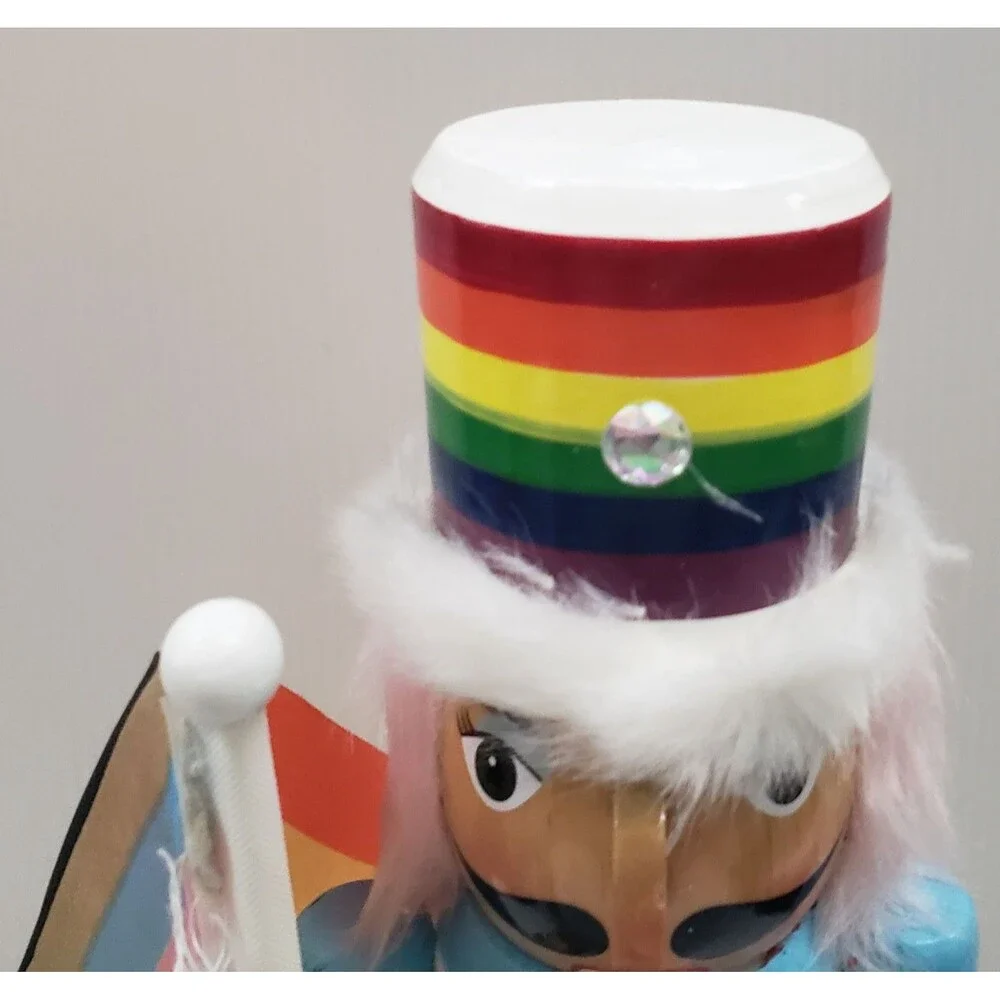 Wooden Christmas Nutcracker,14